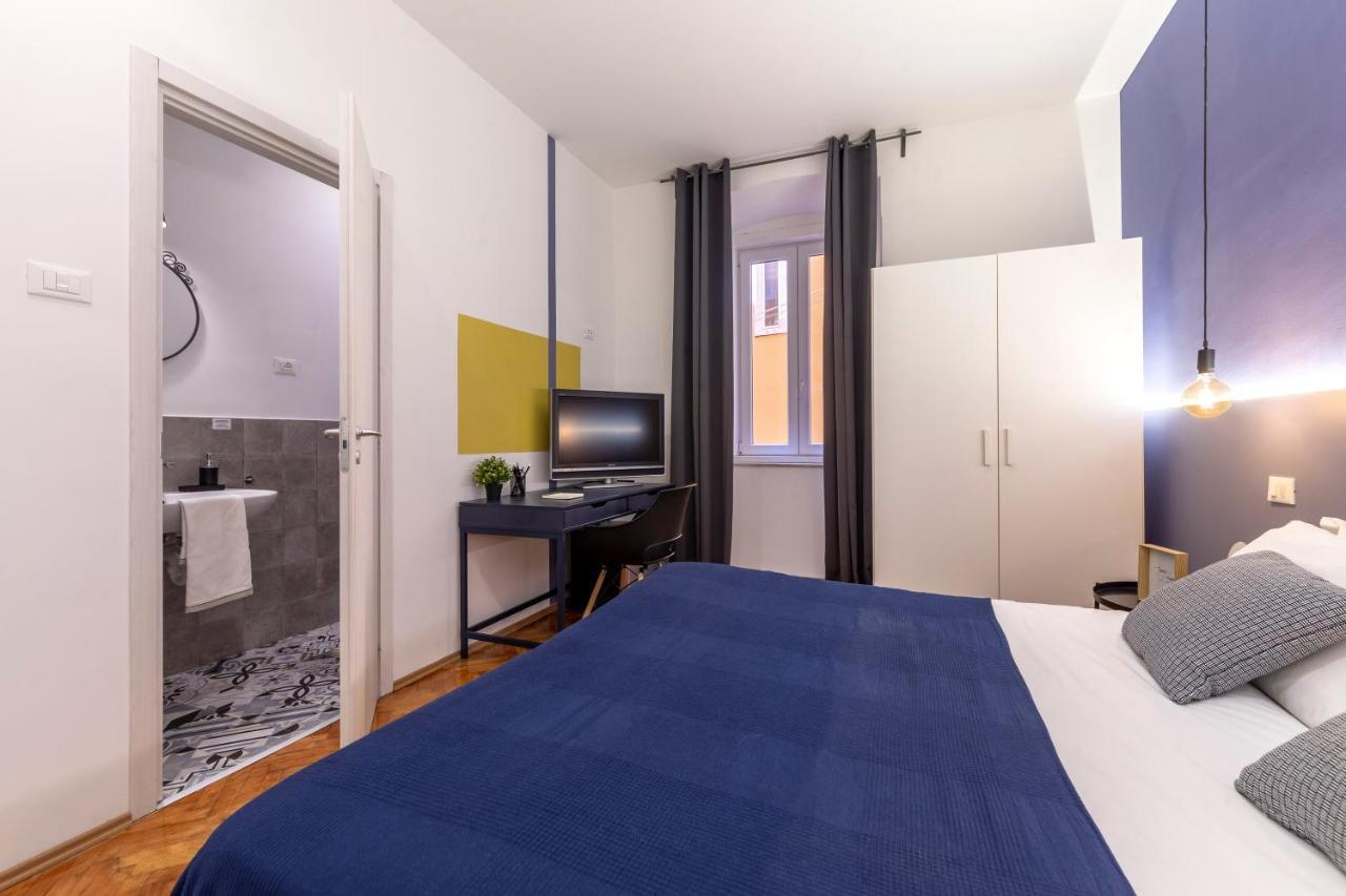 Lovely Guest-Room With Private Bathroom Trieste Exterior foto